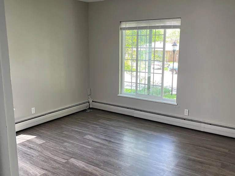 710 Emery St #201 — Photo 2