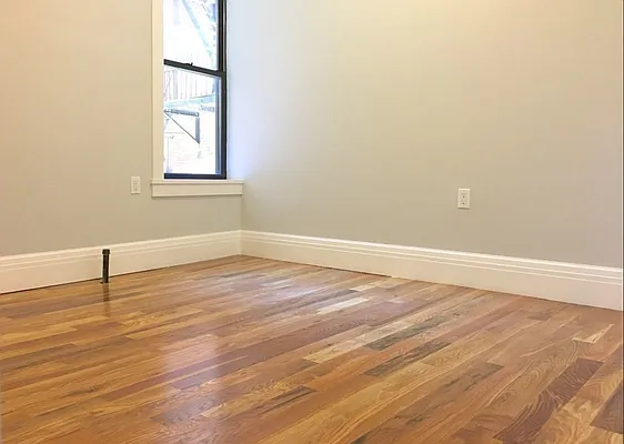 Rented by Midbrook Realty, LLC | media 8