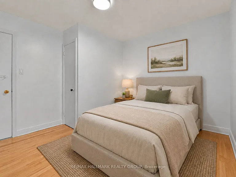 55 Ivy Cres #2 — Photo 17