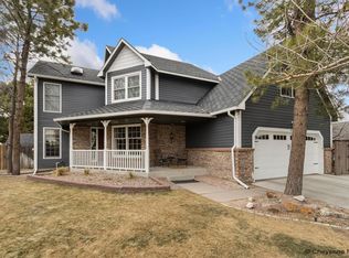 912 Oakhurst Dr, Cheyenne, WY 82009