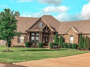404 Old River Cv, Marion, AR 72364