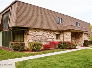 9190 South Rd APT B, Palos Hills, IL 60465