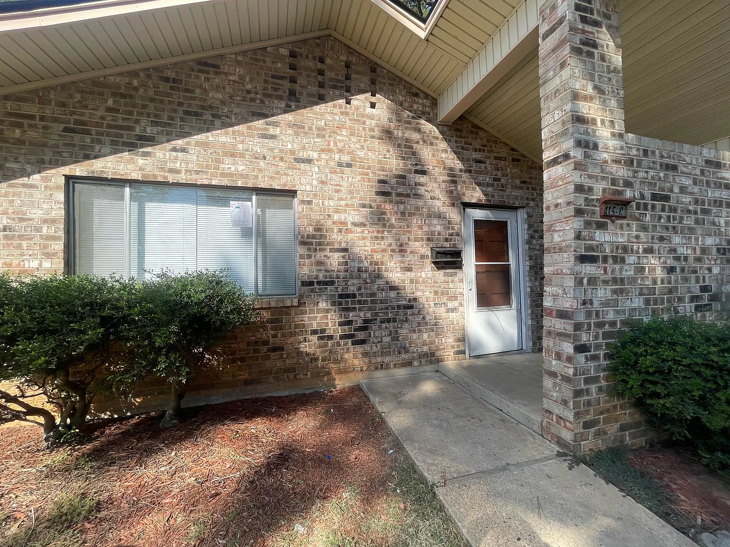 415 Glover — Photo 1
