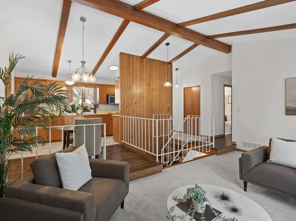 150 104th Ln NW, Coon Rapids, MN 55448