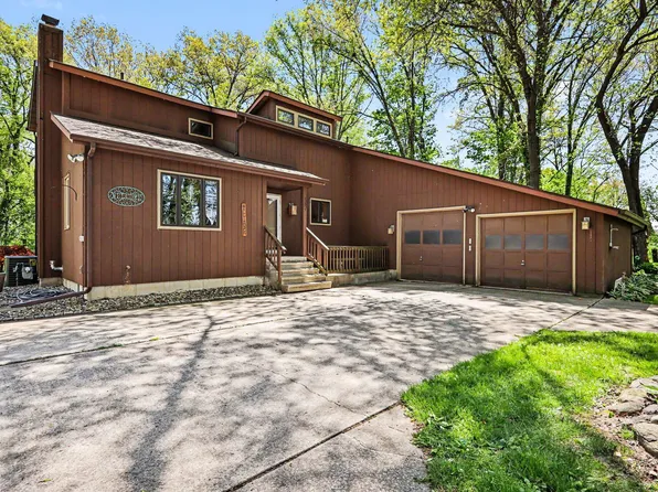 2101 N 350 E, Rolling Prairie, IN 46371