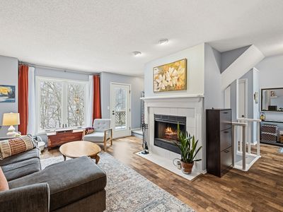 6873 Sharon Dr, Urbandale, IA, 50322