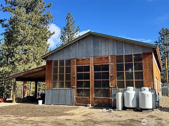 3rd image of 79 Bench Creek Road