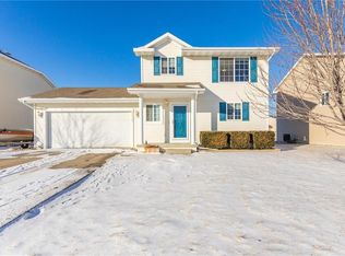 6530 SE Sundancer Swing, Pleasant Hill, IA 50327