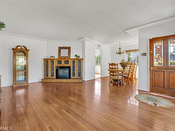 3rd image of 608 N 7th St