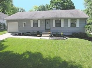 3901 NE 50th St, Kansas City, MO 64119