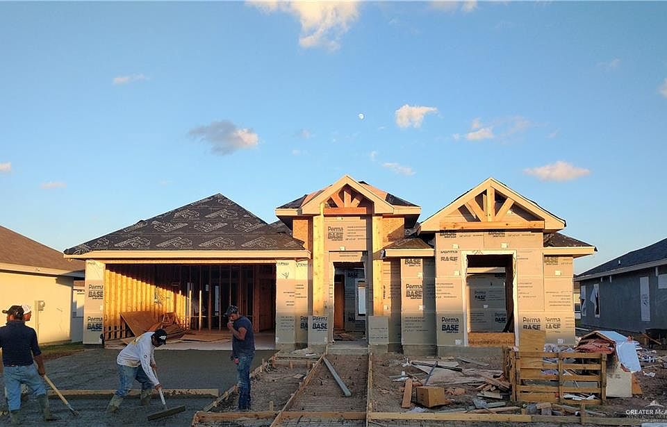 1st image of 1606 Lago Michigan