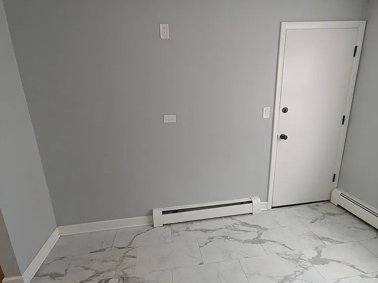 6212 W Montrose Ave #1R — Photo 14