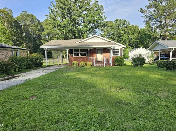 408 Oak St, Smithfield, NC 27577