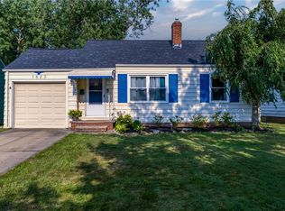 1623 Overbrook Rd, Lyndhurst, OH 44124