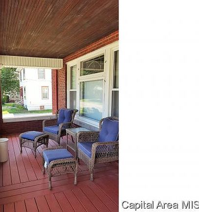 3rd image of 1074 N Seminary St
