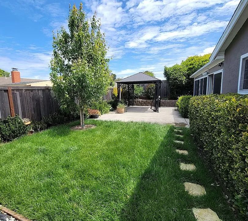 1st image of 2037 Southwood Dr