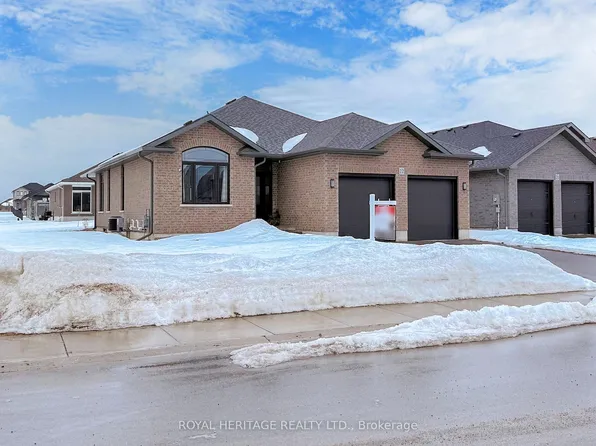 22 Bel Air Cres, Quinte West, ON K8V 0H4