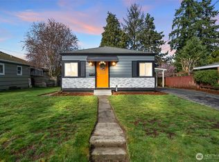 7036 S J St, Tacoma, WA
