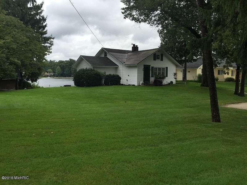 1st image of 135 W White Lake Dr
