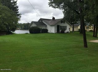 135 W White Lake Dr, Twin Lake, MI 49457