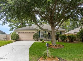 589 Halverson Ct, Jacksonville, FL 32225