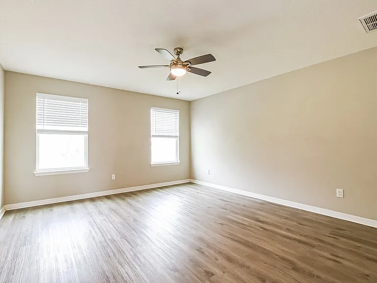 3171 Turret Dr — Photo 8