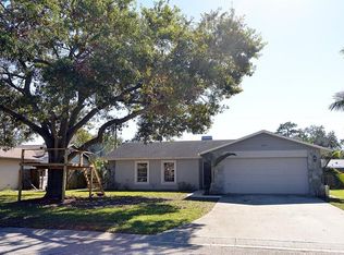 6832 Friendship Dr, Sarasota, FL 34241