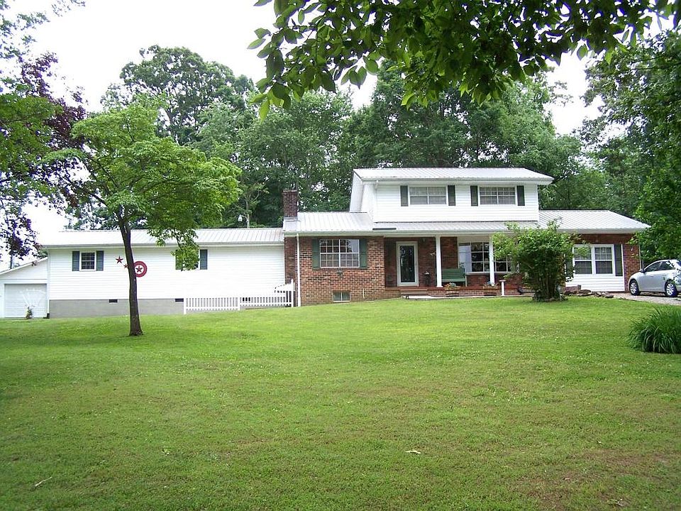 1st image of 213 Henderson Dr