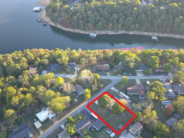 16496 Willow Dr, Rogers, AR 72756