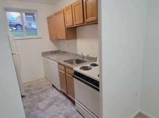 Carol Shamrock Apartments, Pittsburgh, PA 15202