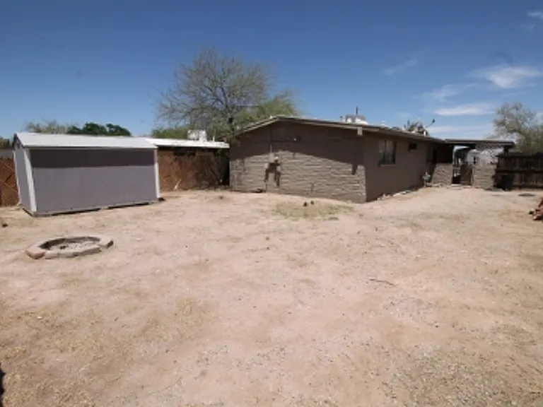 2665 N Leah Pl — Photo 4