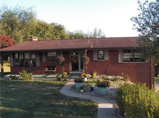 42 Hickory Dr, Charleroi, PA