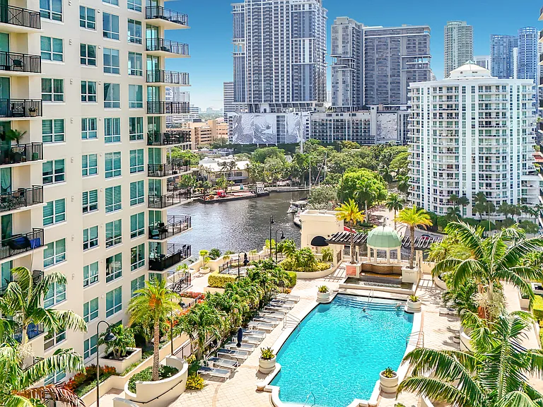 610 W Las Olas Blvd #1819N — Photo 80
