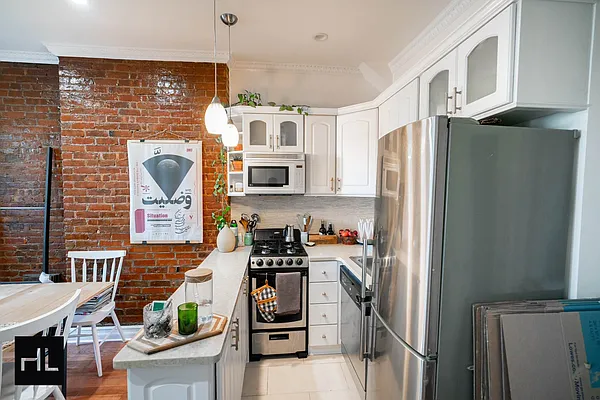 Rented by Highline Residential | media 12