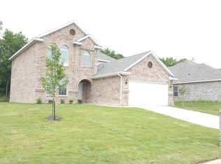 7424 Rose Crest Blvd, Forest Hill, TX 76140