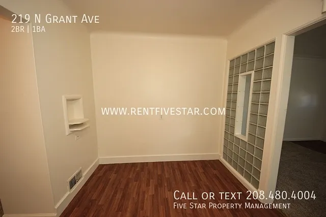219 N Grant Ave — Photo 4