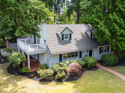 3706 84th Avenue SE, Mercer Island, WA, 98040