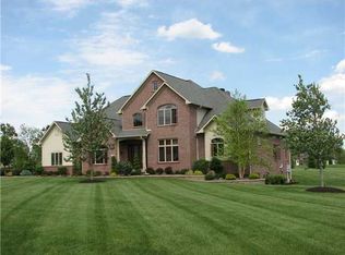 16421 Greenwich Dr, Westfield, IN 46062