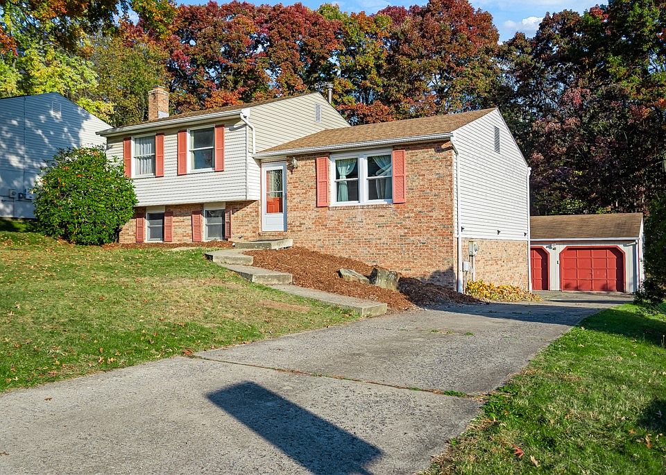1st image of 726 Skyview Dr
