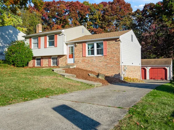 726 Skyview Dr, Cranberry Township, PA 16066