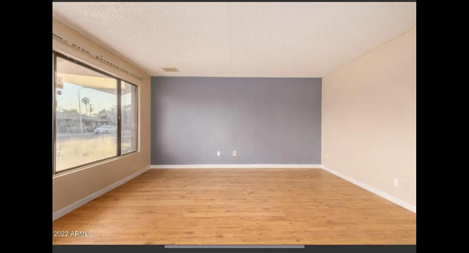 5 bed, 1997 sqft, $2,499 — Photo 2