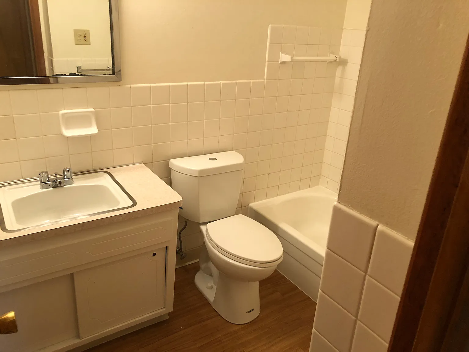 2 bed, 900 sqft, $1,125 — Photo 3