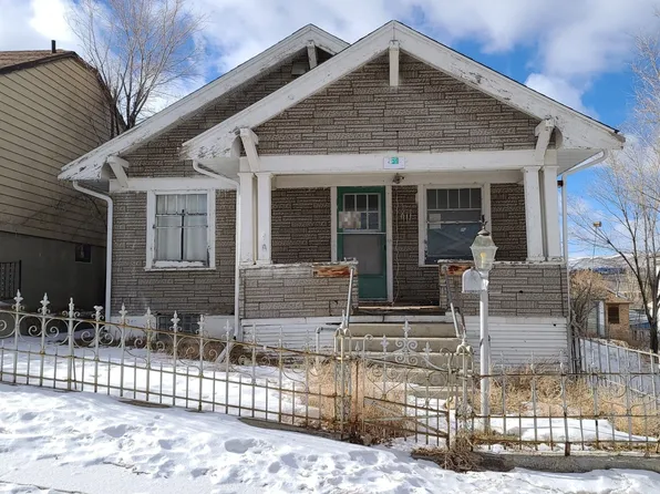 828 Rhode Island Ave, Rock Springs, WY 82901