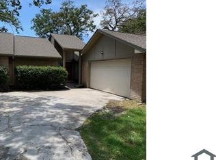 1603 Chestnut Ridge Rd, Humble, TX 77339