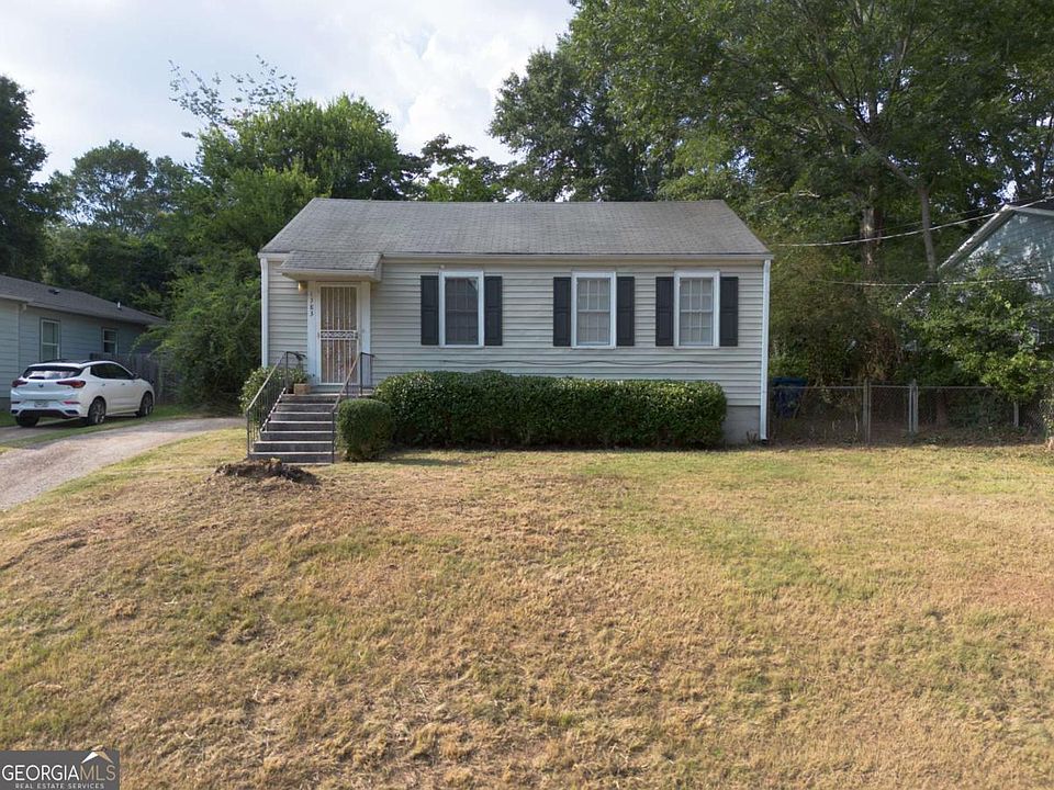 1st image of 1383 Almont Dr SW