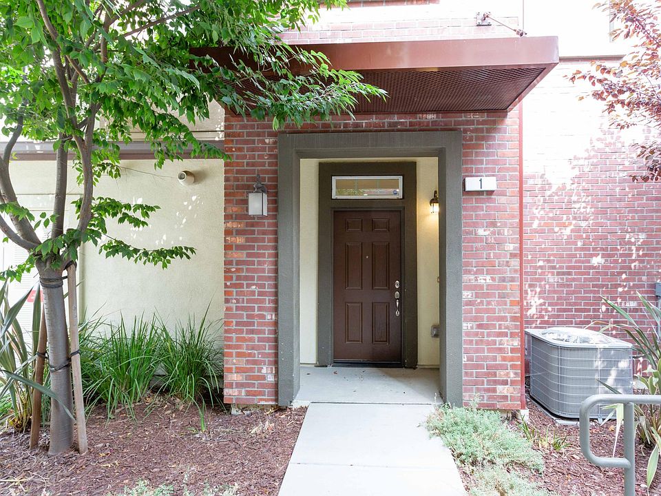 1st image of 1027 Giacomo Ln #1
