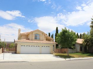 44554 Tarragon Dr, Lancaster, CA 93536