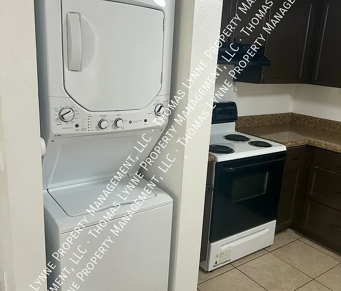 8202 Fairways Cir #B202-B202UNIT — Photo 4