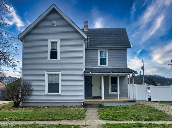 334 N 10th St, Coshocton, OH 43812
