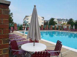 22 Locust St, Jersey City, NJ 07305